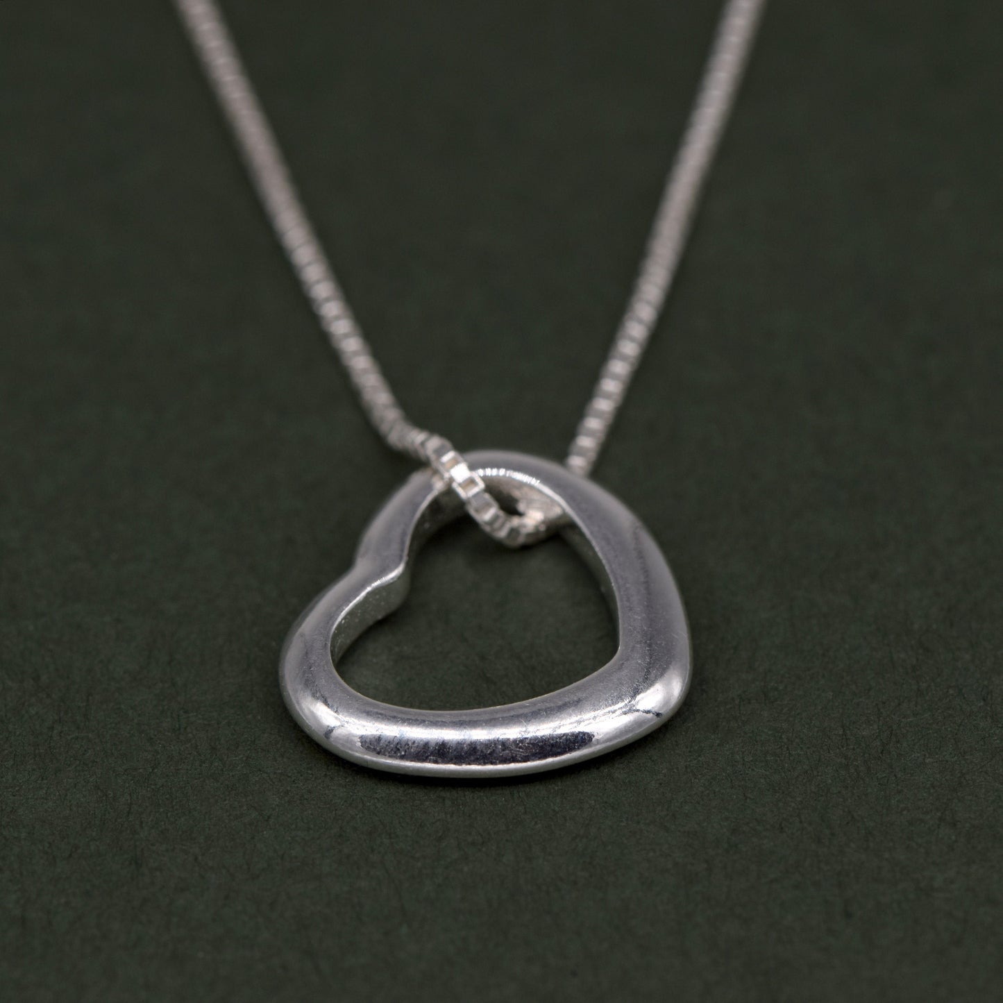 Sterling Silver Open Floating Heart Pendant on Box Chain