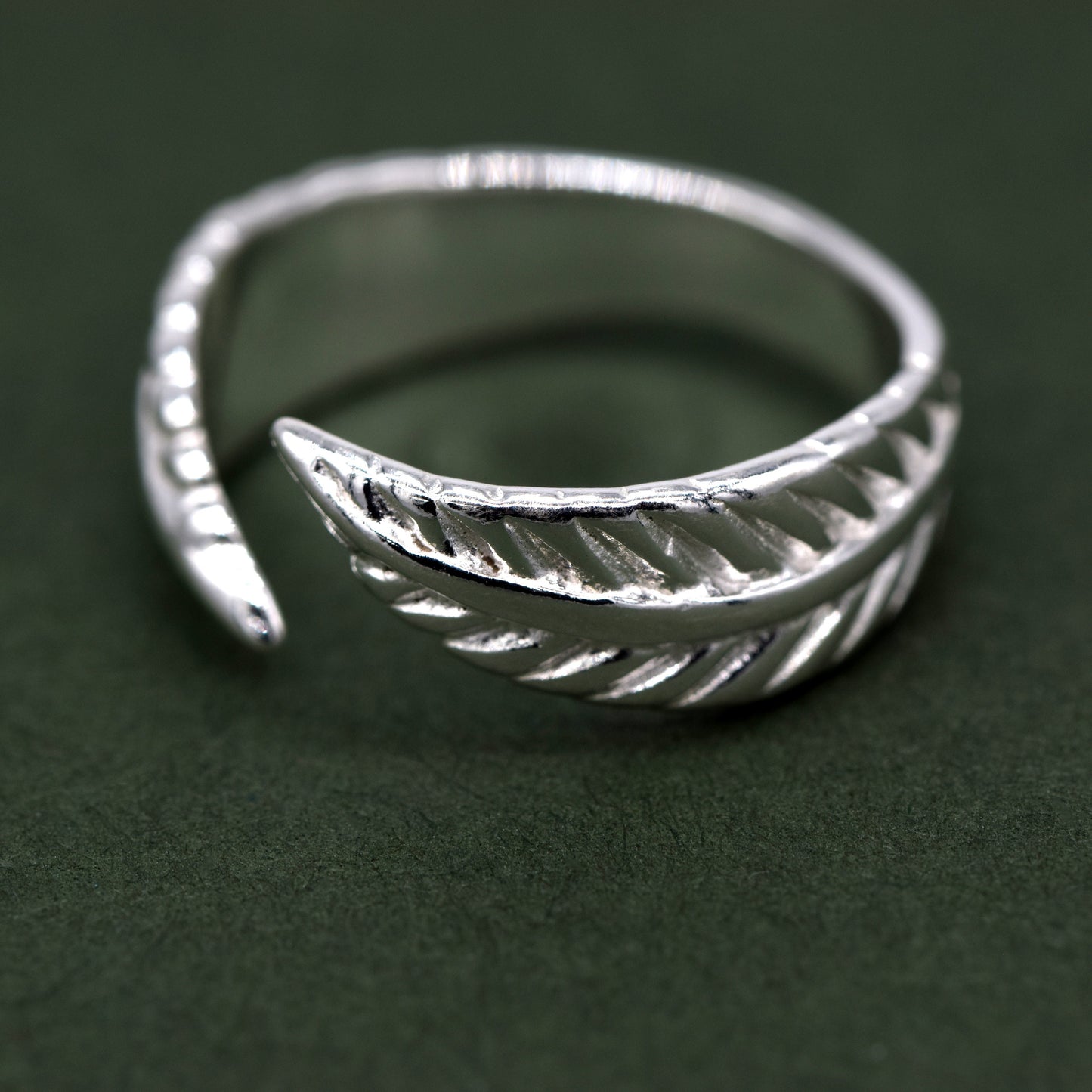 Silver Feather Toe/Adjustable Ring