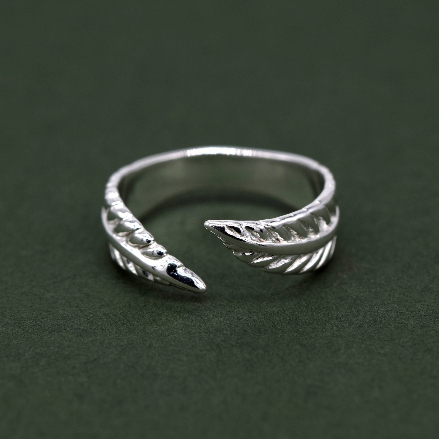Silver Feather Toe/Adjustable Ring