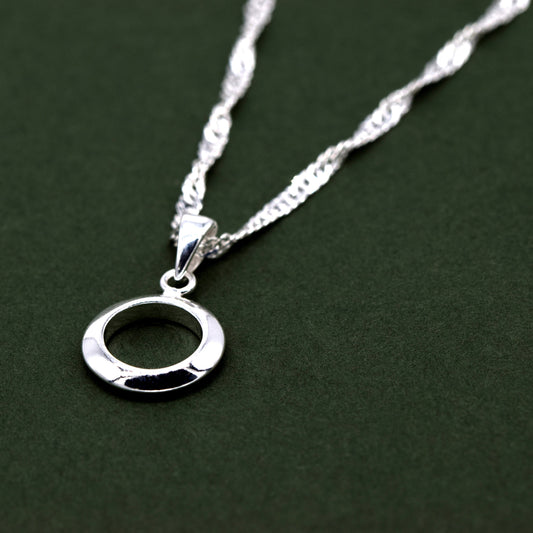 Sterling Silver Circle Of Life Round Pendant Necklace on D/C Singapore Chain