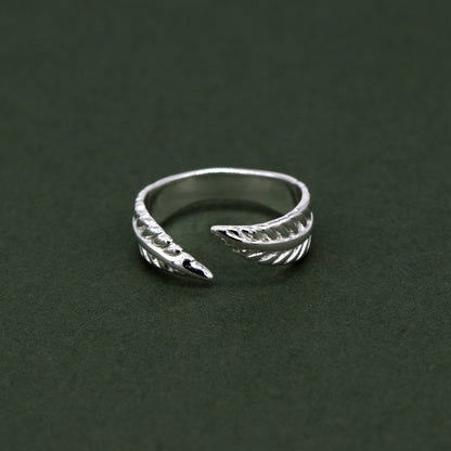 Silver Feather Toe/Adjustable Ring
