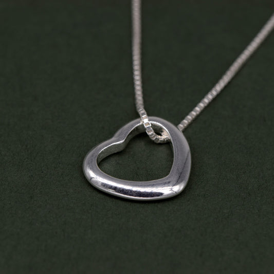 Sterling Silver Open Floating Heart Pendant on Box Chain