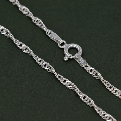Sterling Silver 10" Singapore Chain Anklet With Wing Pendant