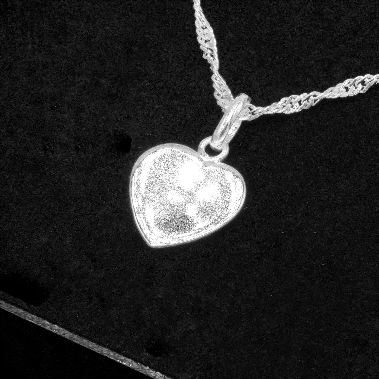 925 Sterling Silver Singapore Chain With Flat Heart Pendant Necklace, Valentine’s Day Gift for Her, Supplied in Gift Box