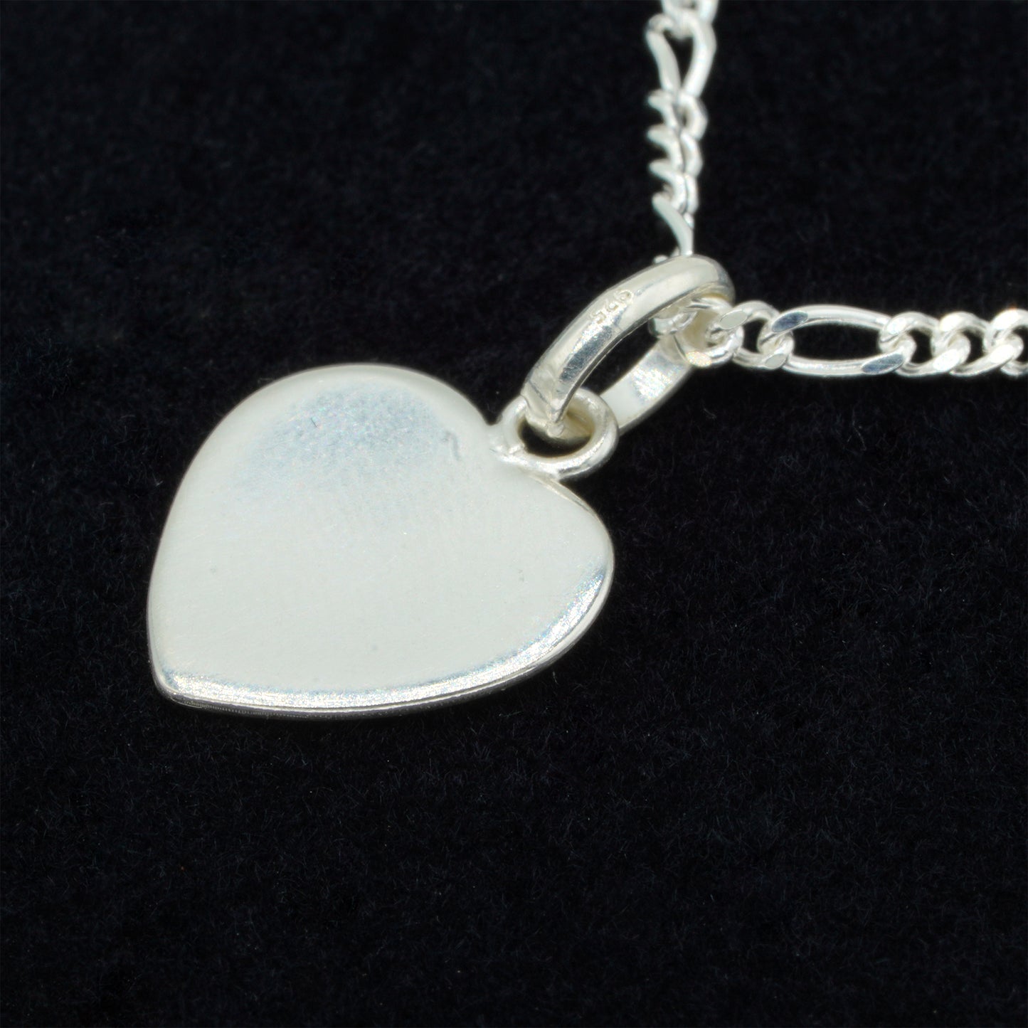 925 Sterling Silver Figaro Chain With Flat Heart Pendant Necklace, Valentine’s Day Gift for Her, Supplied in Gift Box