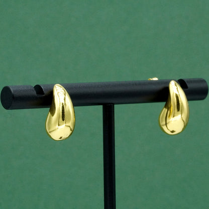 18k Gold plated Sterling Silver Teardrop Stud Earrings