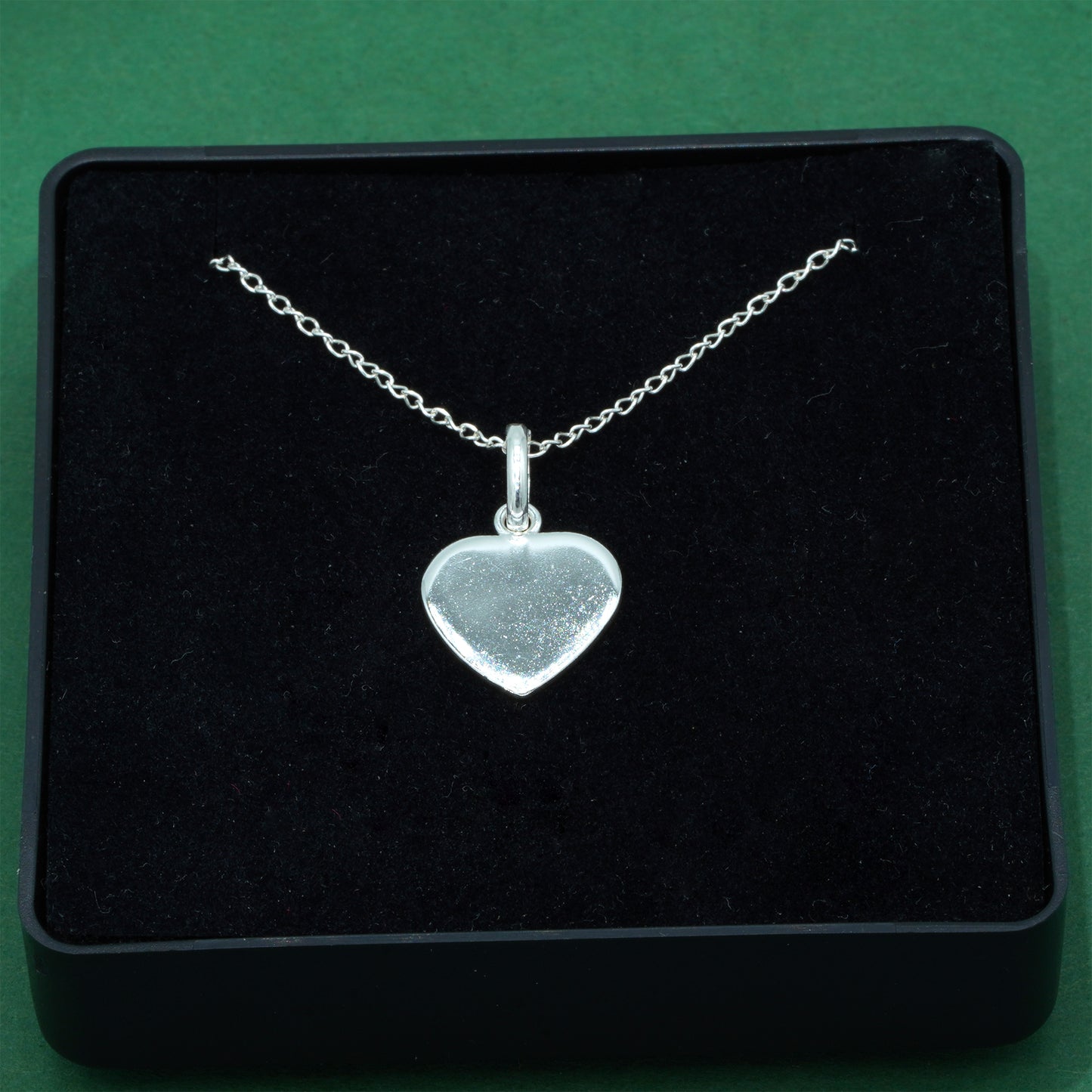 925 Sterling Silver Flat Heart Pendant Necklace on Trace Cable Chain, Minimalist Love Necklace, Supplied in Gift Box