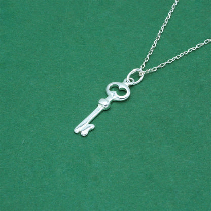 925 Sterling Silver Trace Cable Chain with Key Pendant Necklace, Minimalist Key Jewellery, Gift for Her, Birthday Gift, Anniversary Gift