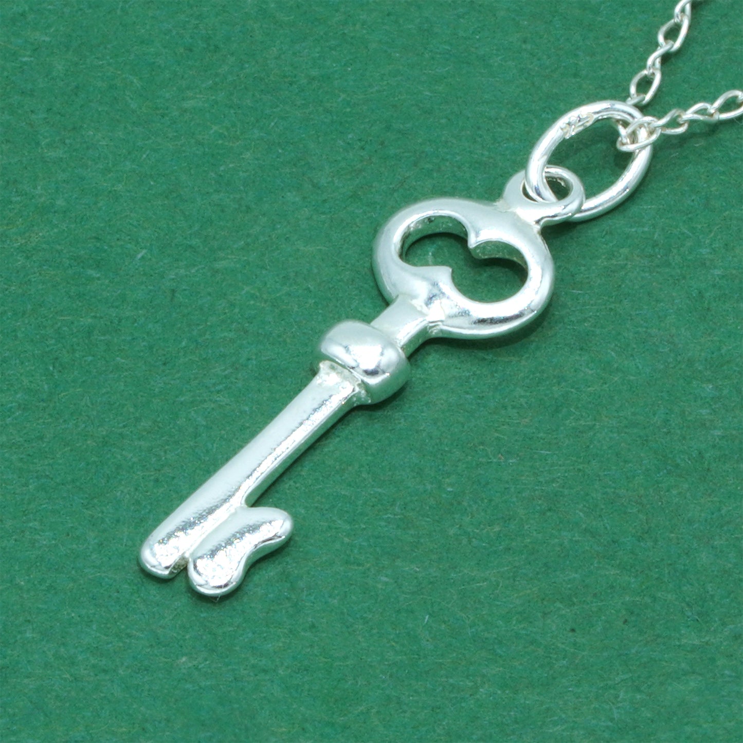 925 Sterling Silver Trace Cable Chain with Key Pendant Necklace, Minimalist Key Jewellery, Gift for Her, Birthday Gift, Anniversary Gift
