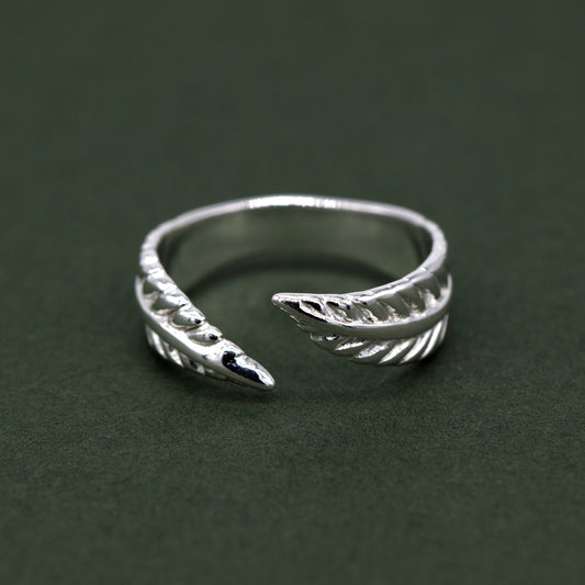 Silver Feather Toe/Adjustable Ring