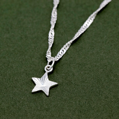 Sterling Silver D/C Fluted Star Pendant Necklace on Singapore Chain