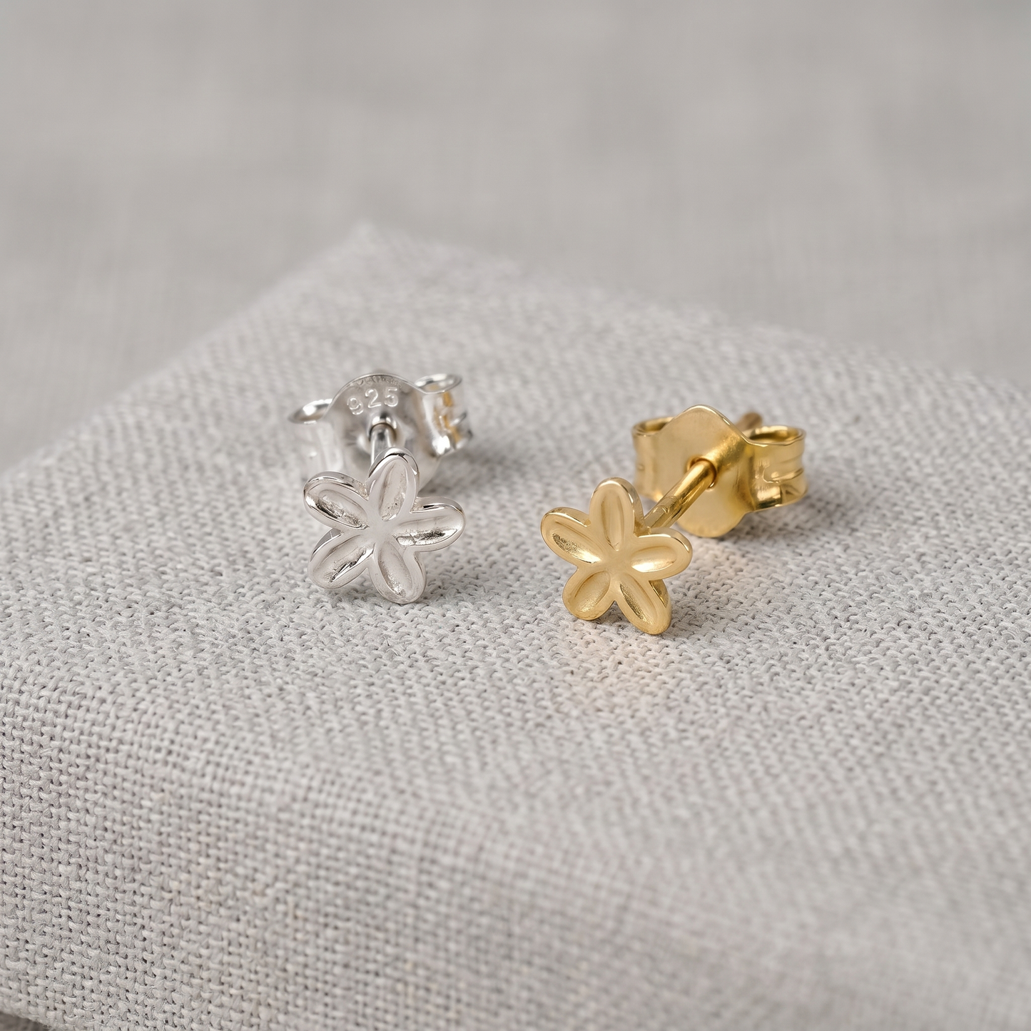 4mm Flower Stud Earrings